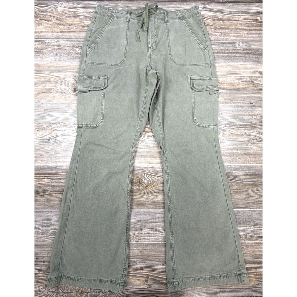 American Eagle Women's Cargo Pants 12P (Petite) Green Button 34/29.5
